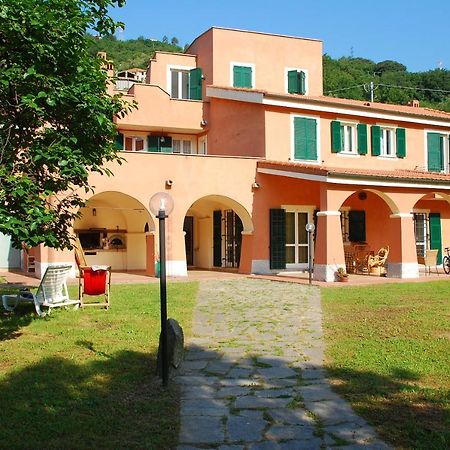 Bed and Breakfast Il Pozzo e il Melograno Finale Ligure Esterno foto